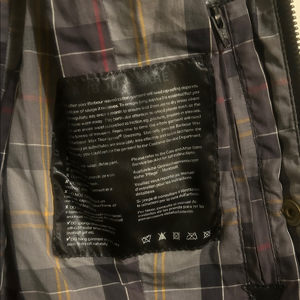 Barbour Black Utility Jacket for Women - Picture 7 of 9
